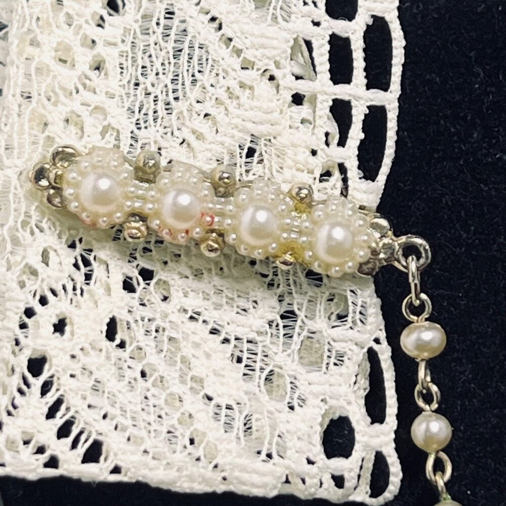 Vintage Gold Tone And Faux Pearl Sweater Clips (5333) - Picture 2 of 9